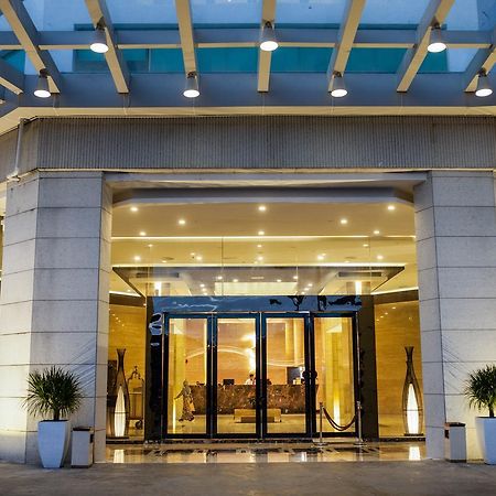 Royale Signature Hotel Alor Setar Bagian luar foto