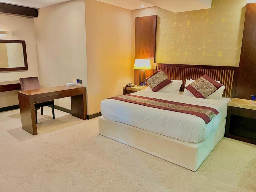 Royale Signature Hotel Alor Setar Bagian luar foto