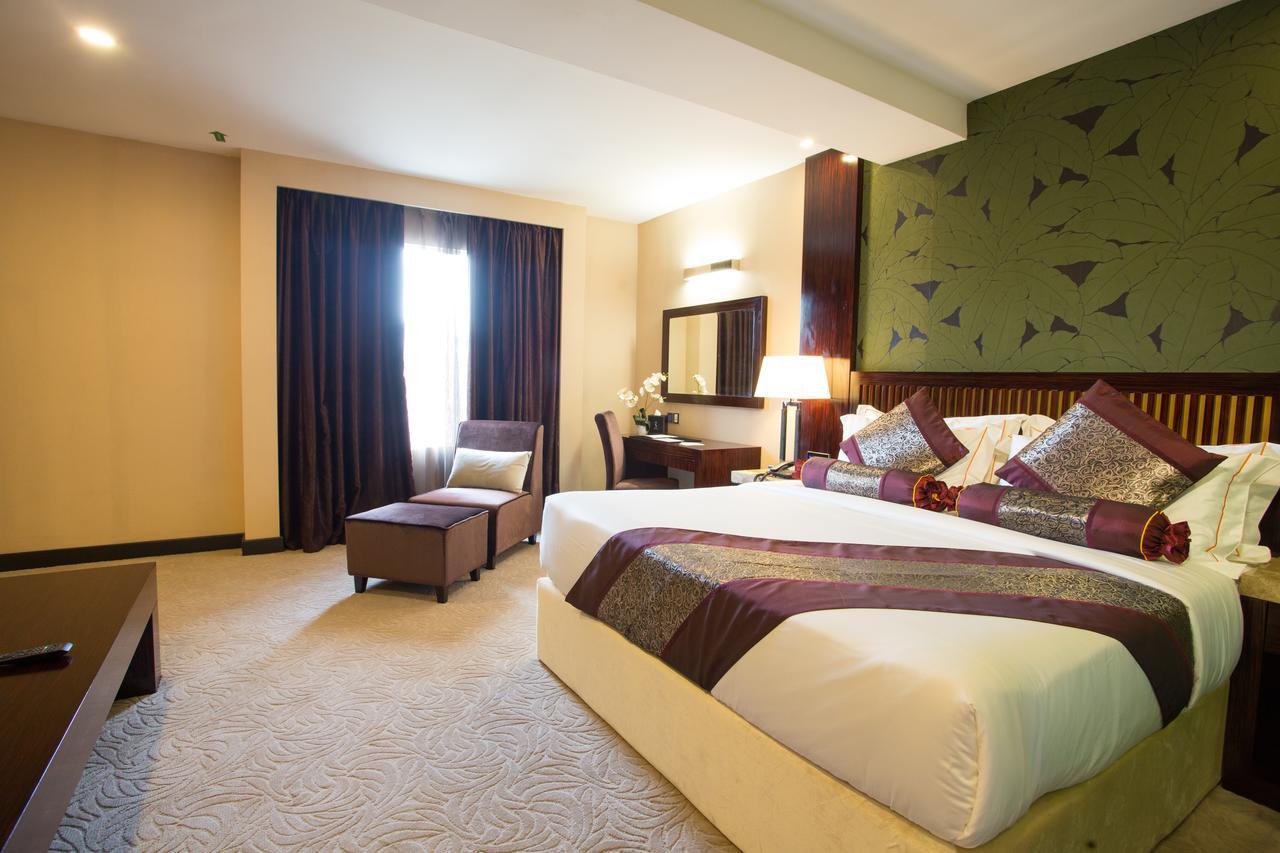 Royale Signature Hotel Alor Setar Bagian luar foto